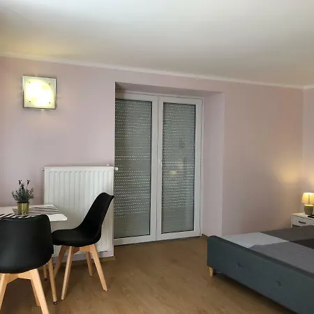 Apartman White Crow House *