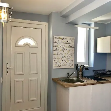 Lägenhet White Crow House *