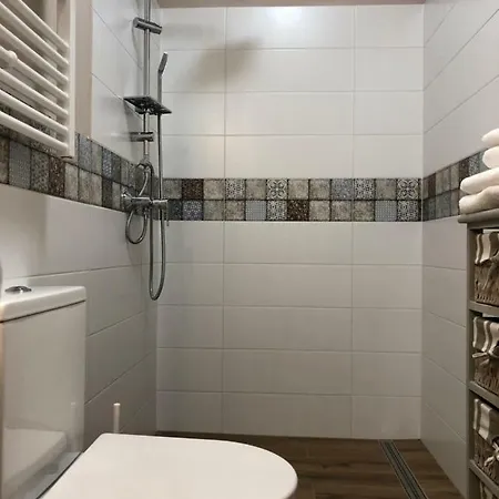 White Crow House Lägenhet Hévíz