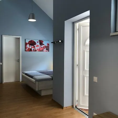 White Crow House Lägenhet Hévíz